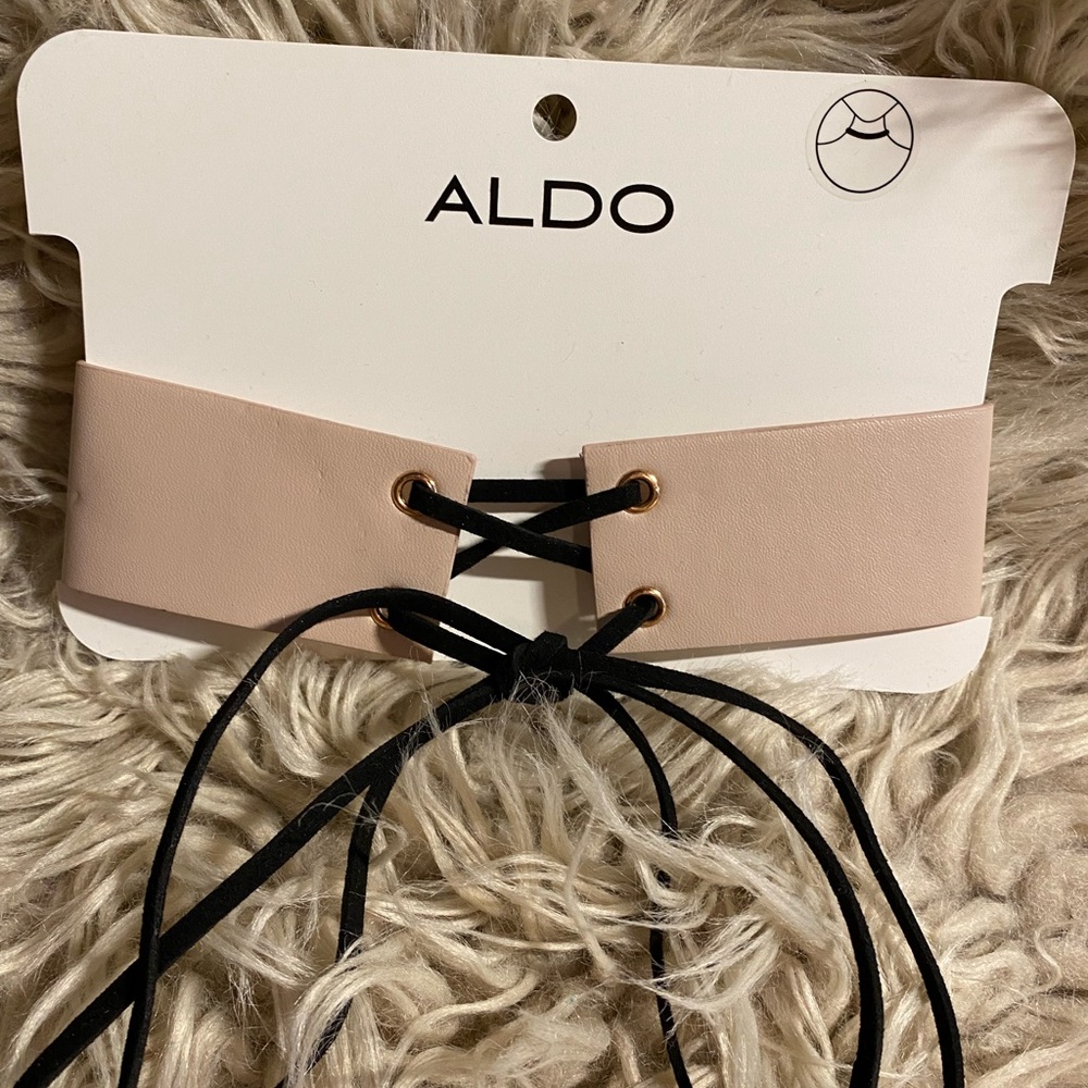*NWT* ALDO light pink adjustable neck choker